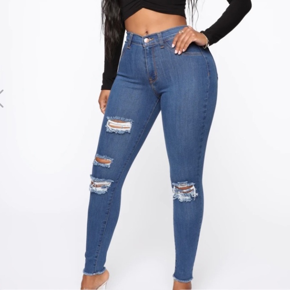 NWT High Waist FashionNova Medium Wash Jeans Sz 5